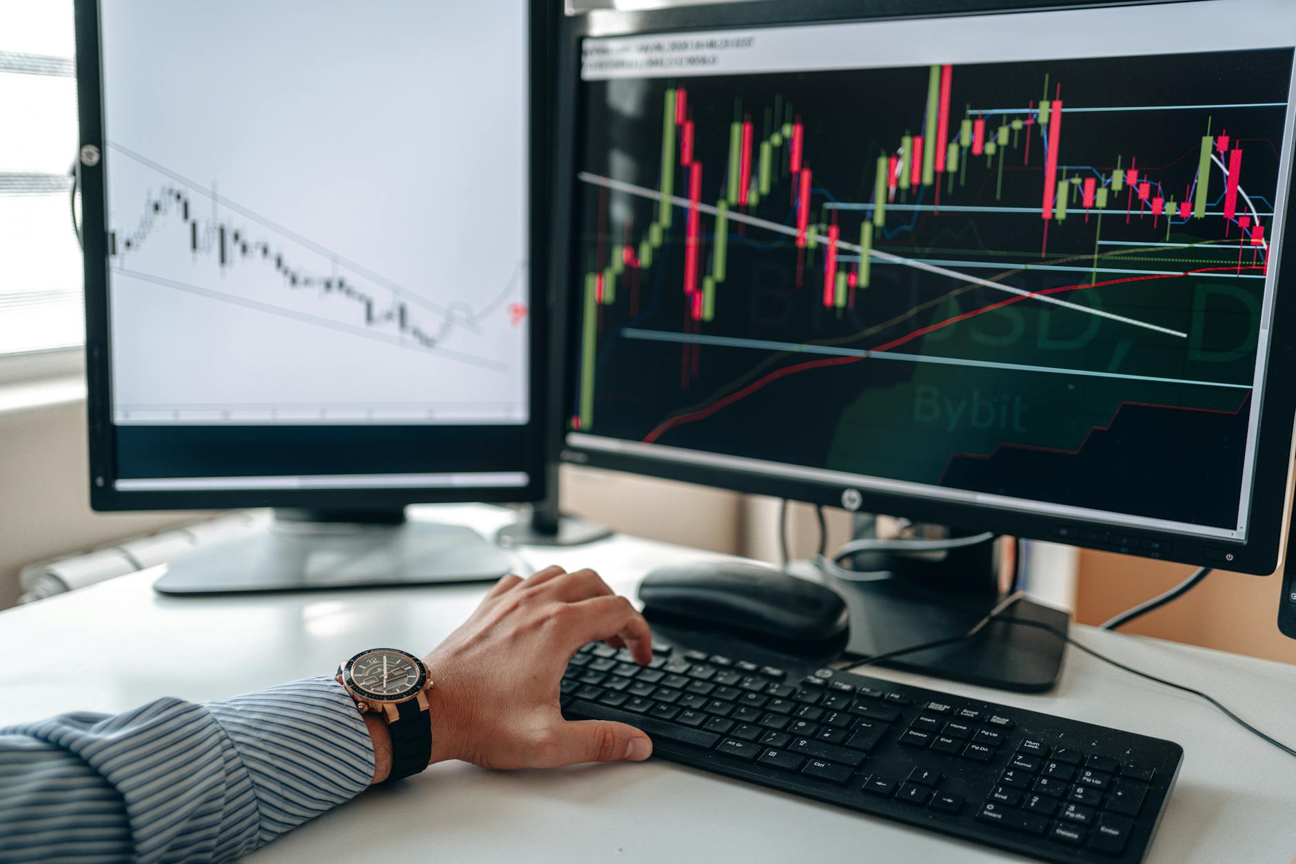 financial research desk with market analysis and briefing notes